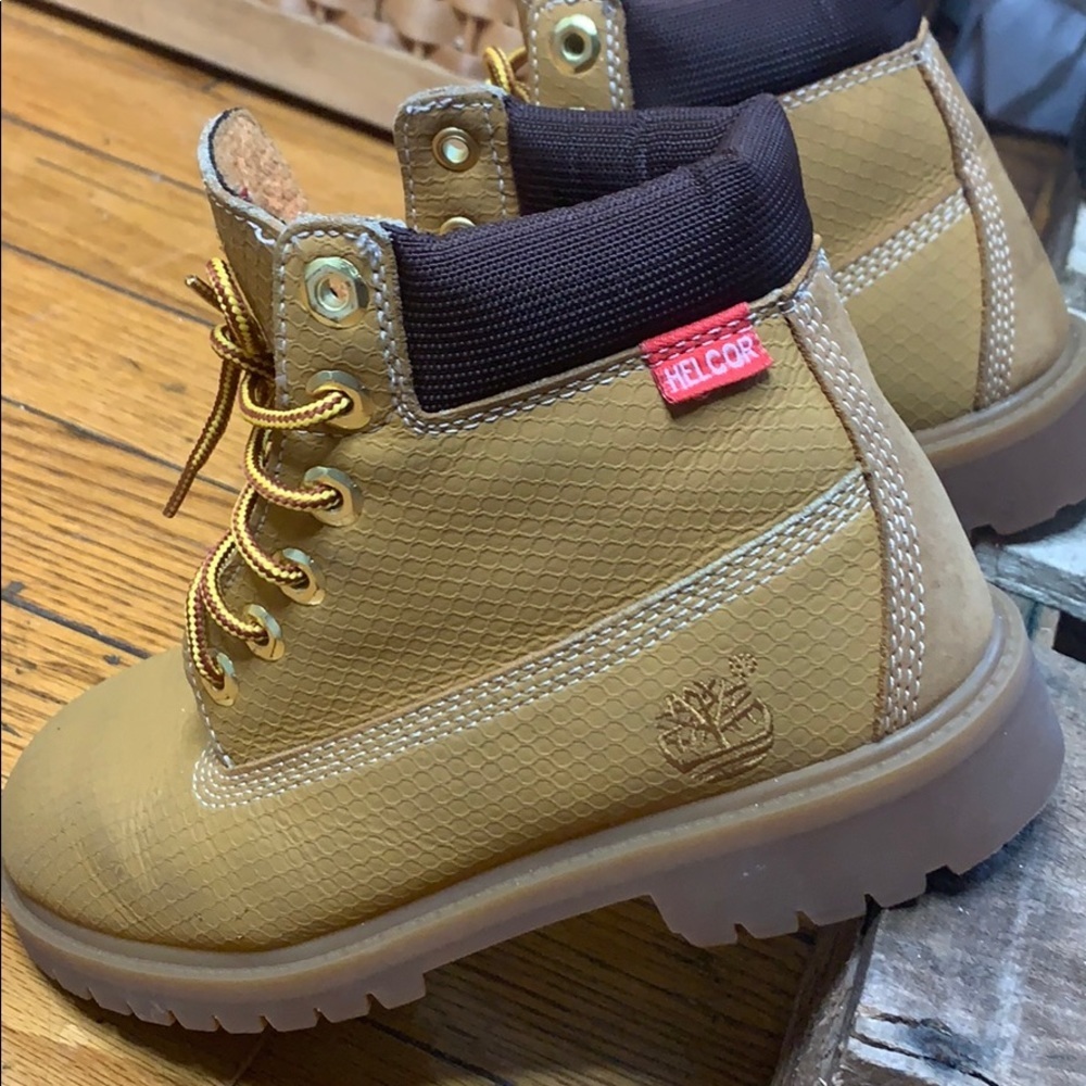 Timberlands Boots Shoes - Picture 2 of 10
